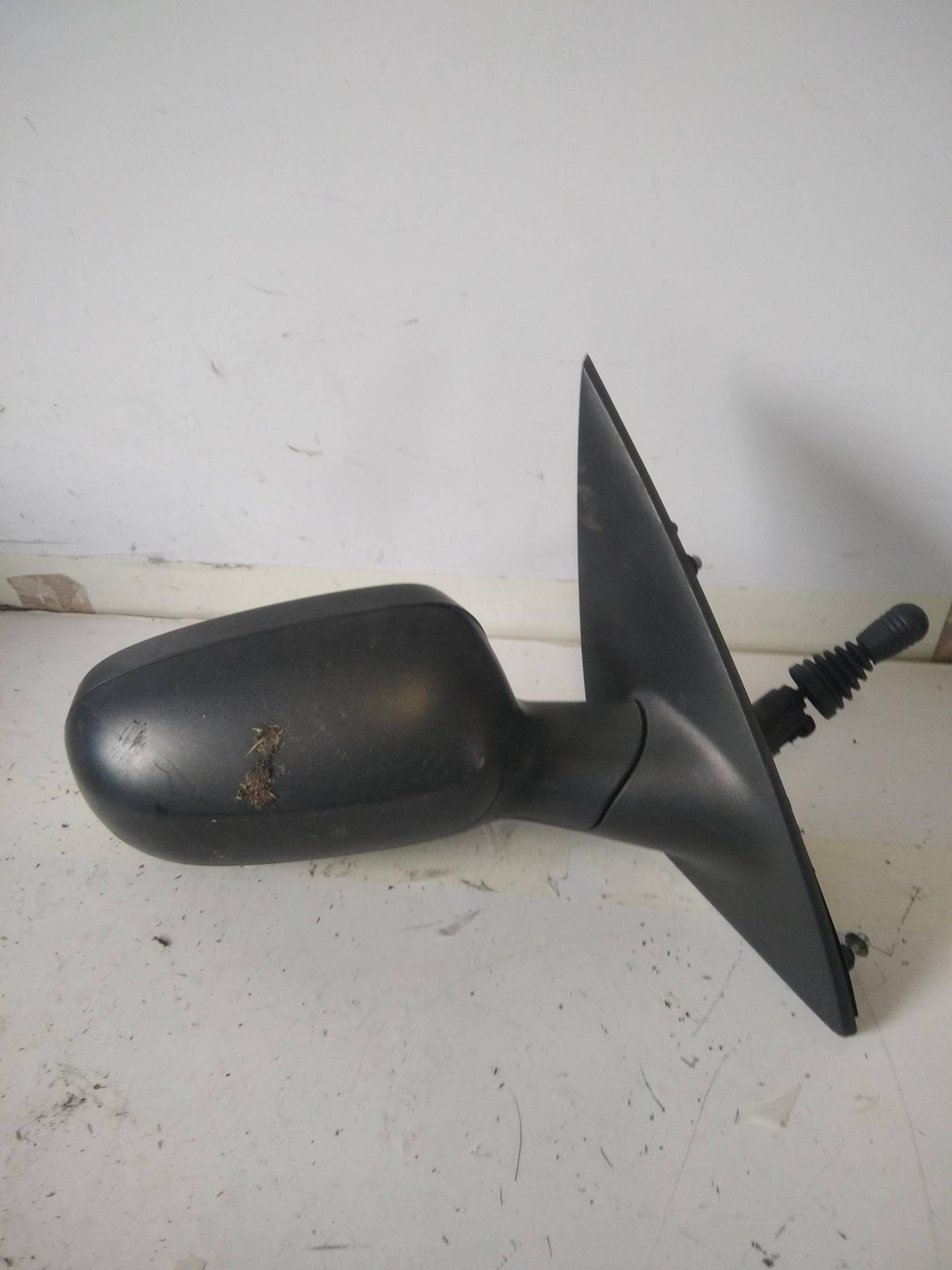 Retrovisore est. dx.